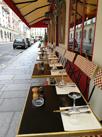 Atmosphère du Restaurant italien Le Petit Italien à Paris - n°2