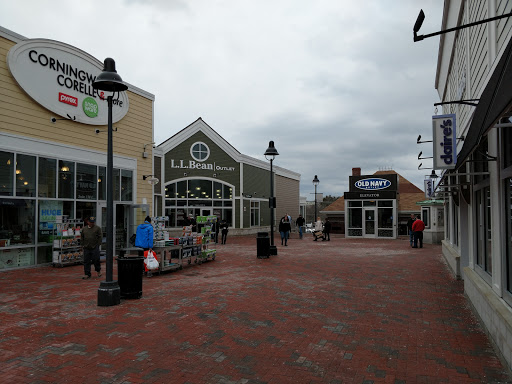 Clothing Store «L.L. Bean Outlet», reviews and photos, 1 Freeport Village Station, Freeport, ME 04033, USA
