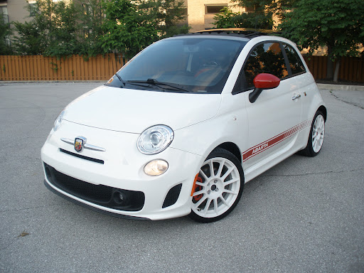 Used Car Dealer «Autobahn», reviews and photos, 1111 Westport Rd, Kansas City, MO 64111, USA