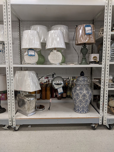 Home Goods Store «Tuesday Morning», reviews and photos, 1951 Madison St, Clarksville, TN 37043, USA