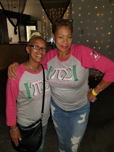 Bar «The Social Club Lounge and Event Venue», reviews and photos, 4419 Crossroads Center, Columbus, OH 43232, USA