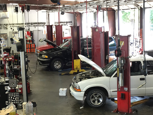 Auto Repair Shop «Snellville Auto Center», reviews and photos, 3354 Stone Mountain Hwy, Snellville, GA 30078, USA