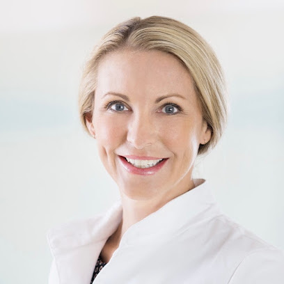 Dr. med. Simone Eggli, Plastische Chirurgie Bern