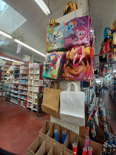 Fabric Store «Fabric Barn», reviews and photos, 3111 E Anaheim St, Long Beach, CA 90804, USA