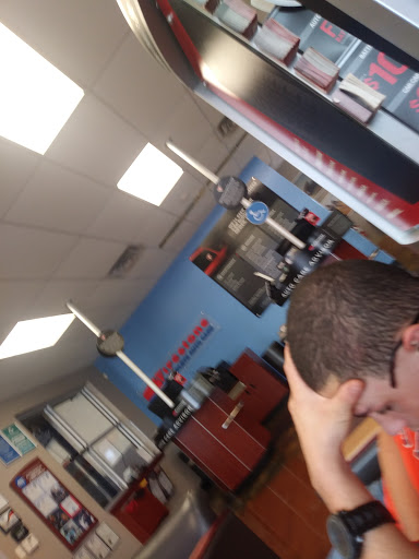 Tire Shop «Firestone Complete Auto Care», reviews and photos, 1831 Gulf Fwy, Dickinson, TX 77539, USA