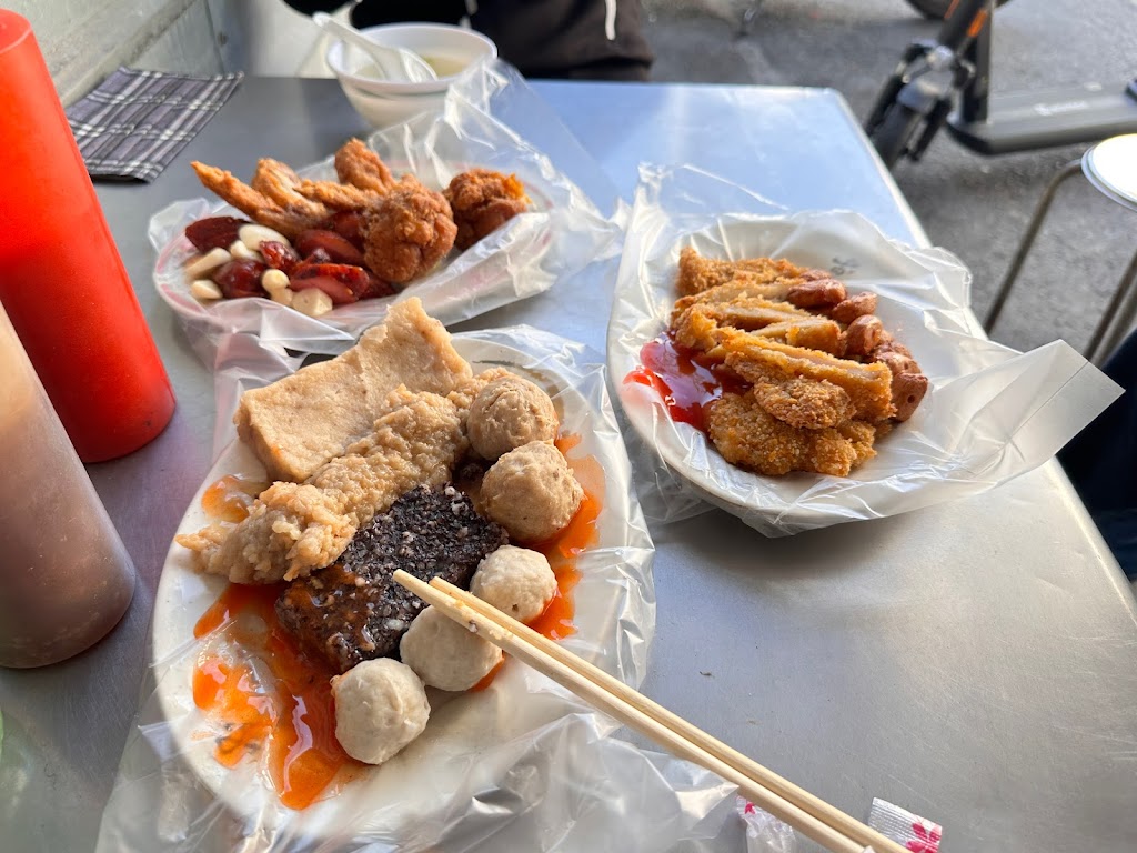 路邊黑輪攤 的照片