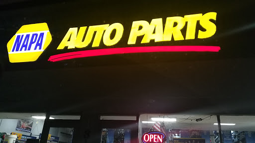 Auto Parts Store «NAPA Auto Parts - Auto Parts Of Waukegan», reviews and photos, 3119 Grand Ave, Waukegan, IL 60085, USA