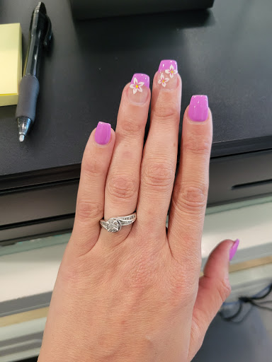 Nail Salon «Q Beauty Spa», reviews and photos, 895 1st St, Gilroy, CA 95020, USA