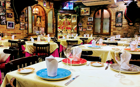 Las Ventas de Velázquez restaurante image