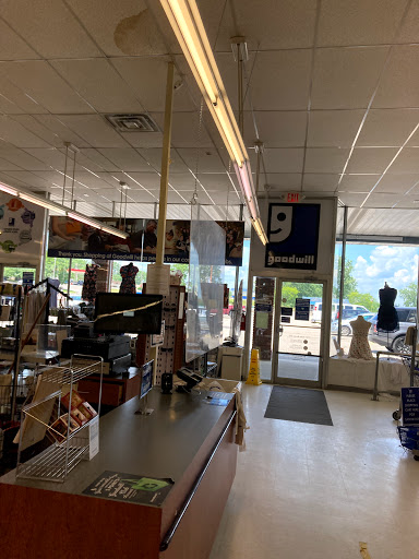 Non-Profit Organization «Goodwill Industries», reviews and photos, 1703 OH-303, Streetsboro, OH 44241, USA