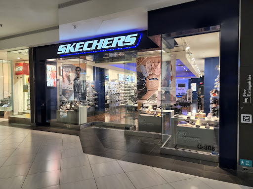 Shoe Store «SKECHERS Retail», reviews and photos, 5 Woodfield Mall, Schaumburg, IL 60173, USA
