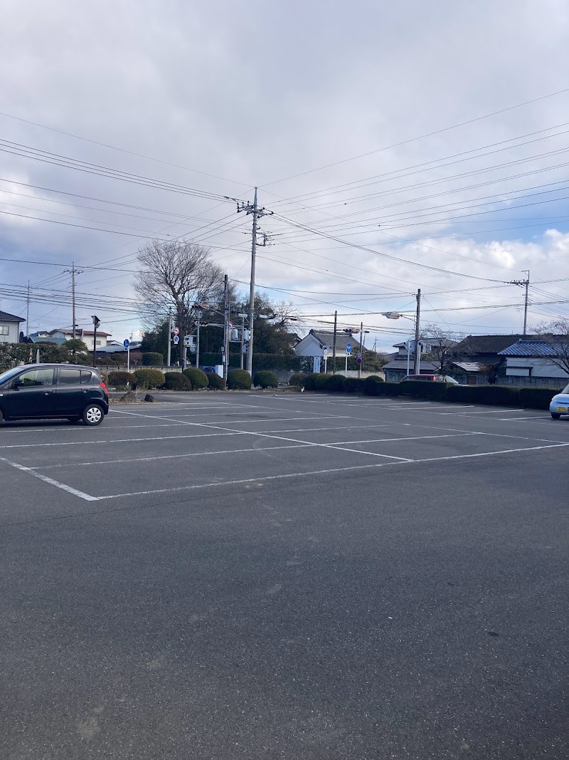 かどや公園 駐車場