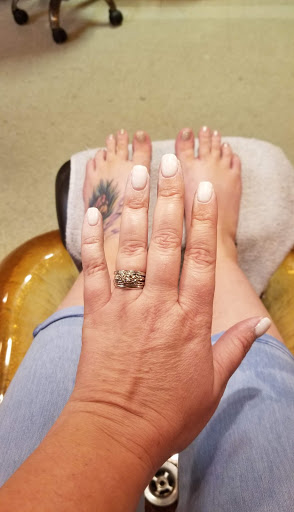 Beauty Salon «JC Salon Nails Hair & Spa», reviews and photos, 425 Highway 52 Bypass West, Lafayette, TN 37083, USA