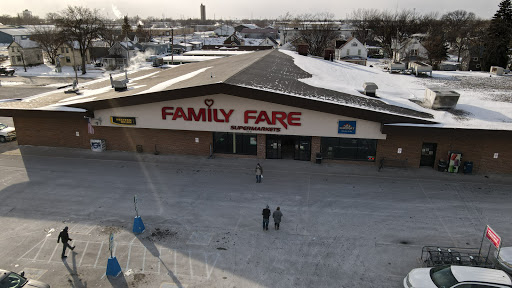 Grocery Store «Family Fare Supermarket», reviews and photos, 724 N University Dr, Fargo, ND 58102, USA