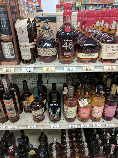 Wine Store «Liquor Locker & Wine Shoppe», reviews and photos, 500 N Jackson St, Tullahoma, TN 37388, USA