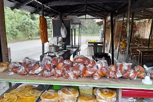 Arepas y tortas de chocolo image