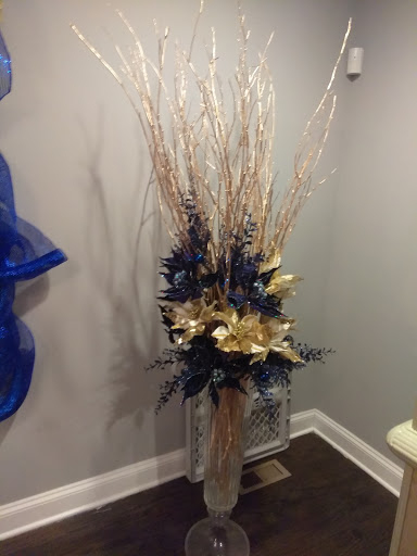 Florist «Plump Chicago Flower Shop», reviews and photos, 411 E Oakwood Blvd, Chicago, IL 60653, USA