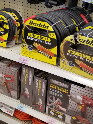 Hardware Store «Harbor Freight Tools», reviews and photos, 7089 S Orange Blossom Trail, Orlando, FL 32809, USA