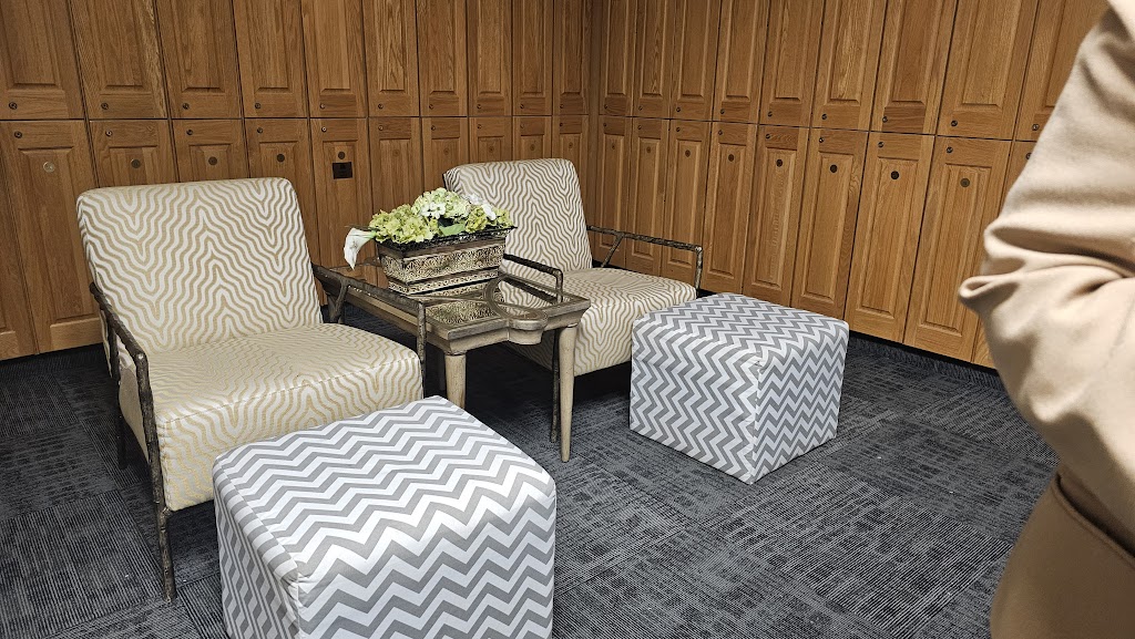 The Point Grill 20645