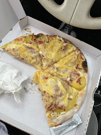 Plats et boissons du Pizzas à emporter HALTE PIZZA à Fontaine-les-Grès - n°4