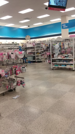 Clothing Store «Ross Dress for Less», reviews and photos, 7601 S Cicero Ave, Chicago, IL 60652, USA