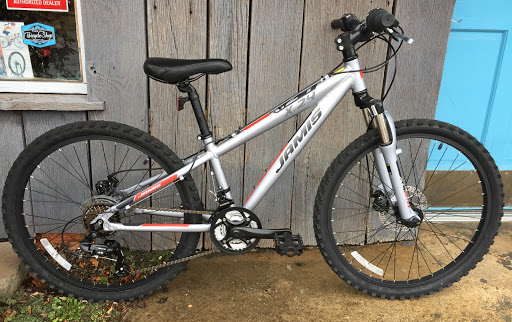 Bicycle Repair Shop «The Town Hill Bicycle Shop», reviews and photos, 10 E Rhea St, Sparta, TN 38583, USA