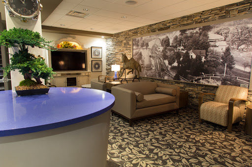 Ford Dealer «Liberty Ford Solon», reviews and photos, 32811 Aurora Rd, Solon, OH 44139, USA