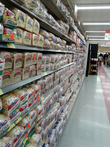 Grocery Store «Grocery Outlet Bargain Market», reviews and photos, 2108 Spring Valley Rd, Lancaster, PA 17601, USA