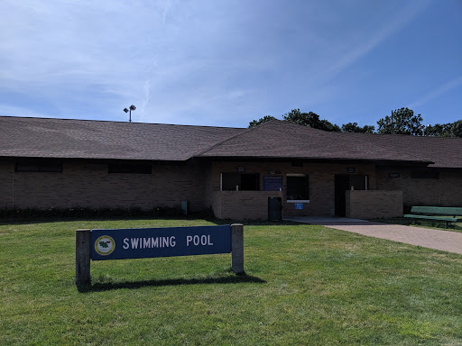 Oak Park Municipal Pool image 2