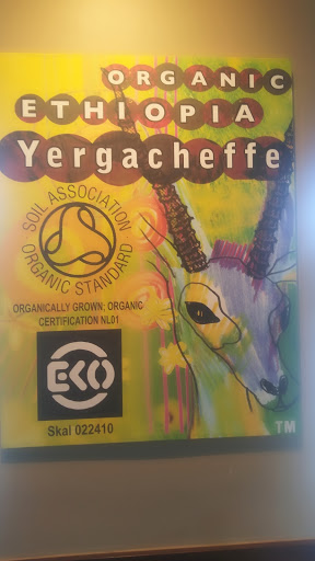 Coffee Shop «Starbucks», reviews and photos, 6675 Crain Hwy, La Plata, MD 20646, USA