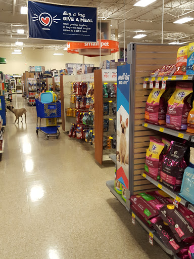 Pet Supply Store «PetSmart», reviews and photos, 400 S State Rd, Springfield, PA 19064, USA
