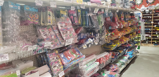 Florist «L O Florist Supplies», reviews and photos, 5205 NW 72nd Ave, Miami, FL 33166, USA