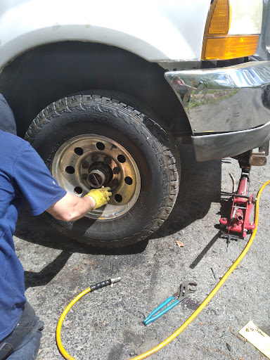 Auto Parts Store «Advance Auto Parts», reviews and photos, 59 N Plank Rd #1, Newburgh, NY 12550, USA