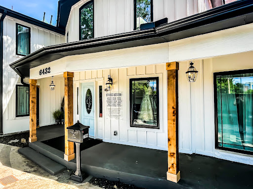 Boutique «Circle Park Bridal Boutique», reviews and photos, 4950 Keller Springs Rd #110, Addison, TX 75001, USA