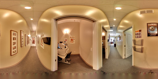 Optometrist «Ideal Family Eye Care», reviews and photos, 5526 N Milwaukee Ave, Chicago, IL 60630, USA