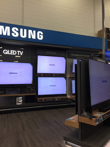 Electronics Store «Best Buy», reviews and photos, 4650 1st Ave NE, Cedar Rapids, IA 52402, USA