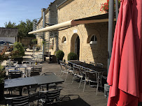 Atmosphère du Le Quarante-Neuf : Hôtel et Restaurant à Saint-Vigor-le-Grand - n°5