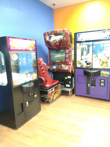 Shopping Mall «Faribo West Mall», reviews and photos, 200 Western Ave NW, Faribault, MN 55021, USA