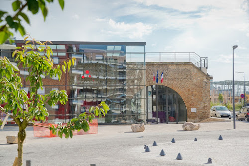 Centre culturel Le Temps des Cerises Issy-les-Moulineaux