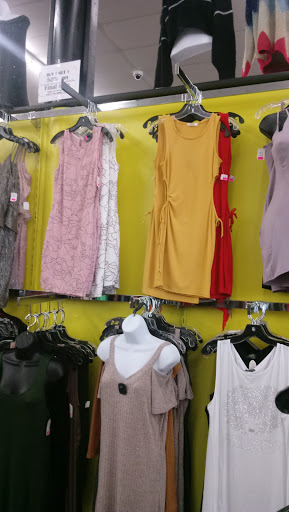 Beauty Supply Store «Star Beauty Supplies», reviews and photos, 2925 W 159th St, Markham, IL 60428, USA