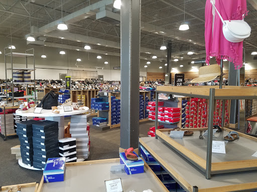 Shoe Store «DSW Designer Shoe Warehouse», reviews and photos, 12997 Fair Lakes Shopping Center, Fairfax, VA 22033, USA