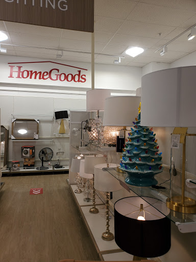 Department Store «Marshalls & HomeGoods», reviews and photos, 4607 Kirkwood Hwy, Wilmington, DE 19808, USA