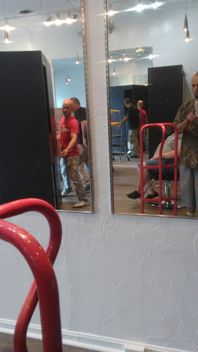 Liquor Store «Top Hat Liquor Store», reviews and photos, 3720 Lexington Rd, St Matthews, KY 40207, USA