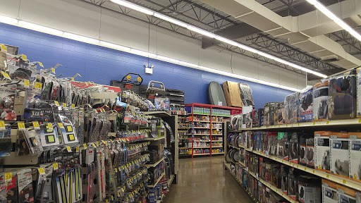 Auto Parts Store «Pep Boys Auto Parts & Service», reviews and photos, 900 Broadview Village Square, Broadview, IL 60155, USA