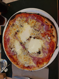 Pizza du Restaurant italien Le Vesuvio à Sarreguemines - n°6