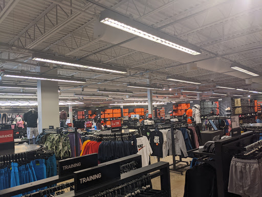 Clothing Store «Nike Factory Store», reviews and photos, 345 U.S. 1 Bypass #1, Kittery, ME 03904, USA