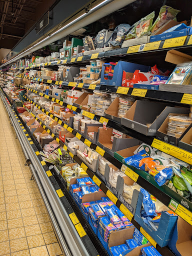 Supermarket «ALDI», reviews and photos, 3250 E Fayette St, Baltimore, MD 21224, USA