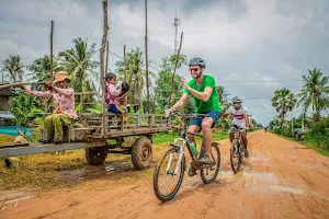 Grasshopper Active - Phnom Penh Day Tours by Bike image