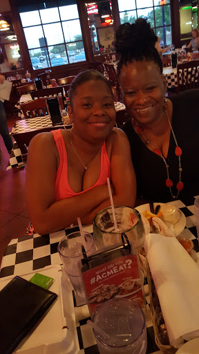 Shopping Mall «Acadian Village Shopping Center», reviews and photos, 3535 Perkins Rd, Baton Rouge, LA 70808, USA