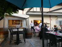 Atmosphère du Restaurant LaVilla à Saint-Genis-Pouilly - n°7